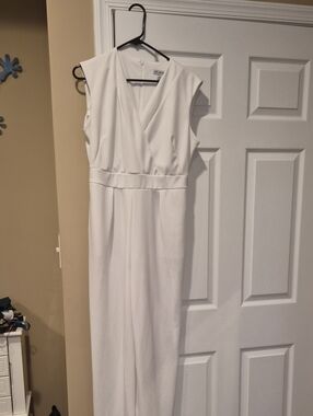 Nina Leonard L White Jumpsuit Pre-owned